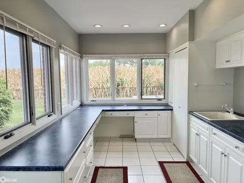 1202 S 20th Avenue W Newton IA 50208