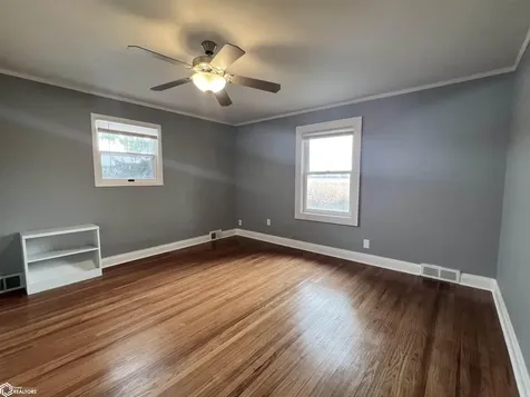 1202 S 20th Avenue W Newton IA 50208