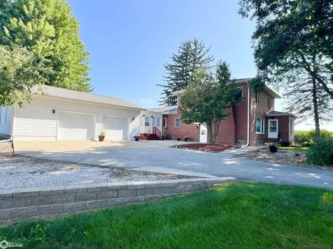 1202 S 20th Avenue W Newton IA 50208