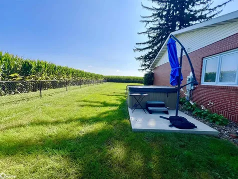 1202 S 20th Avenue W Newton IA 50208
