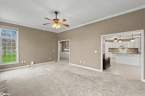 2009 Briardale Drive Iowa Falls IA 50126