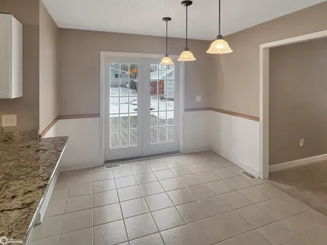 2009 Briardale Drive Iowa Falls IA 50126
