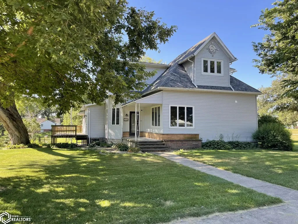 304 W Main Street Montezuma IA 50171