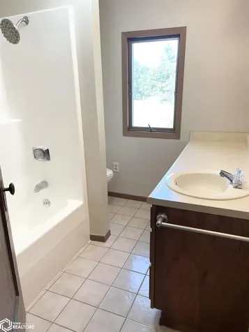 304 W Main Street Montezuma IA 50171
