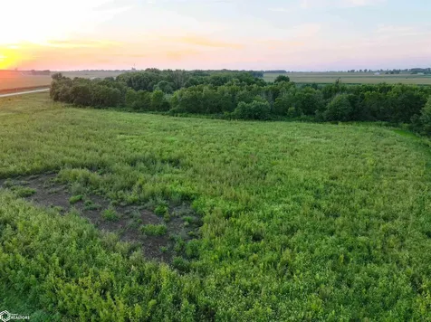 Buffalo Creek Boulevard Winthrop IA 50682