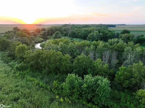 Buffalo Creek Boulevard Winthrop IA 50682