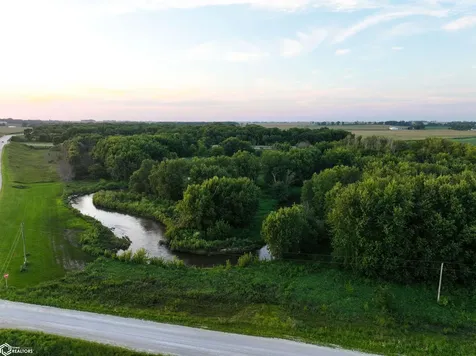 Buffalo Creek Boulevard Winthrop IA 50682
