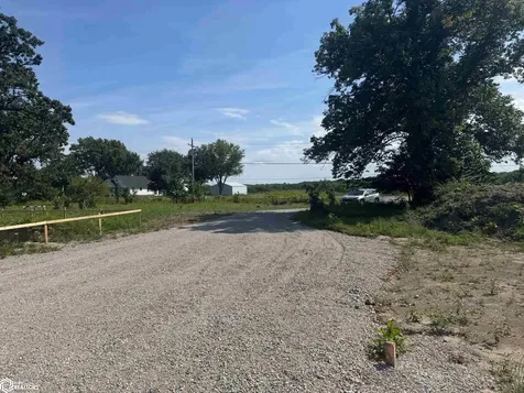 1201 Walton Road Fairfield IA 52556