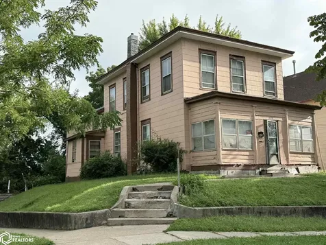 420 Maple Street Burlington IA 52601