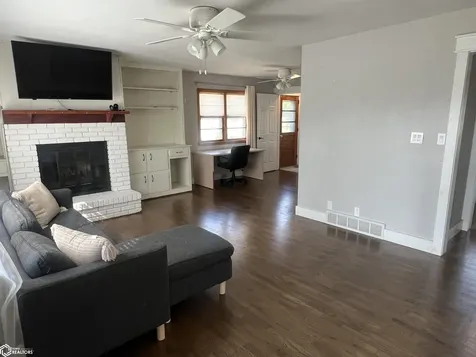 1005 S 5th Street Fairfield IA 52556