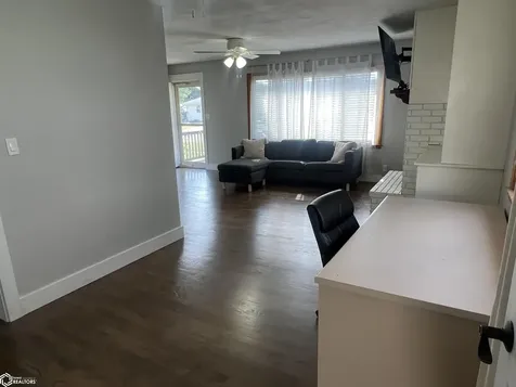 1005 S 5th Street Fairfield IA 52556