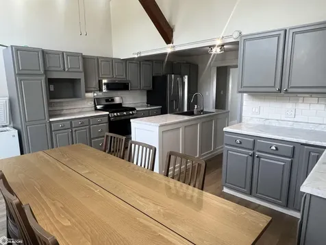 1005 S 5th Street Fairfield IA 52556
