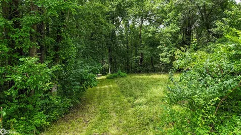 Tbd Boy Scout Road Central City IA 52214