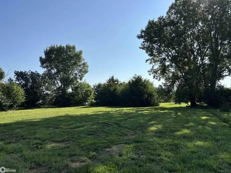 2008 N B Street Fairfield IA 52556