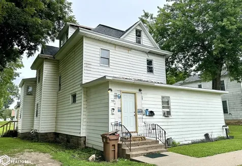 725 Spring Street Grinnell IA 50112