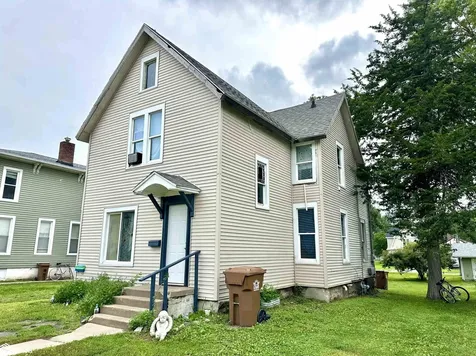 725 Spring Street Grinnell IA 50112
