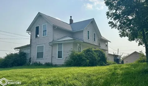 725 Spring Street Grinnell IA 50112