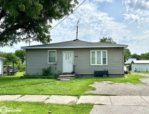 725 Spring Street Grinnell IA 50112