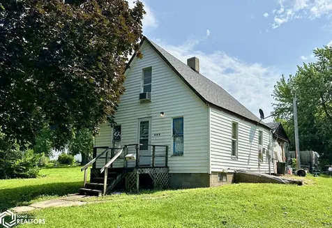 725 Spring Street Grinnell IA 50112