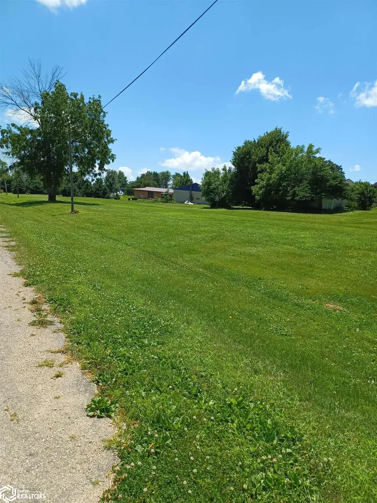 Grand Street Gladbrook IA 50635-9999