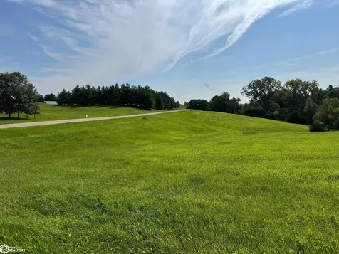 Grand Drive Fairfield IA 52556