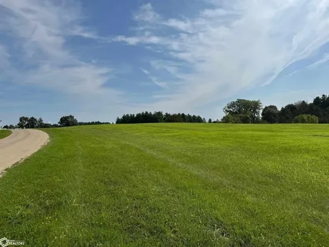 Grand Drive Fairfield IA 52556