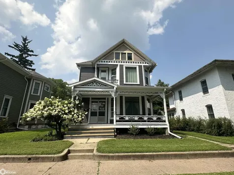 907 Avenue D Fort Madison IA 52627