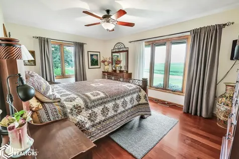 2775 Osburn Avenue Oskaloosa IA 52577