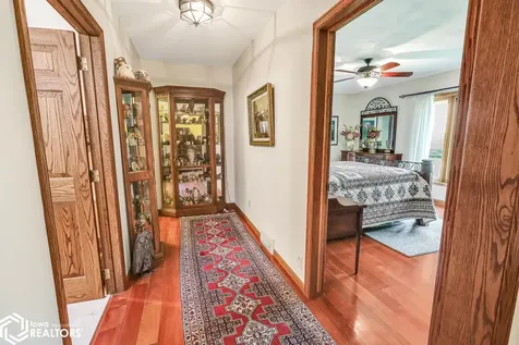 2775 Osburn Avenue Oskaloosa IA 52577