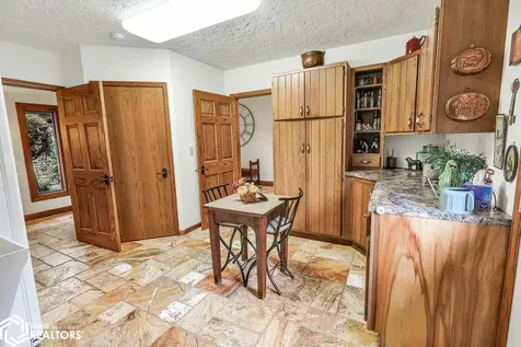 2775 Osburn Avenue Oskaloosa IA 52577
