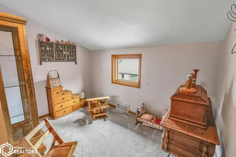 2775 Osburn Avenue Oskaloosa IA 52577