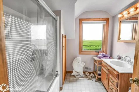2775 Osburn Avenue Oskaloosa IA 52577