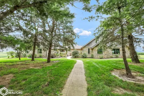 2775 Osburn Avenue Oskaloosa IA 52577