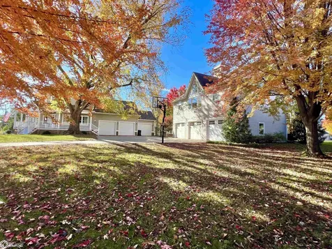 1149 W 28th Street S Newton IA 50208