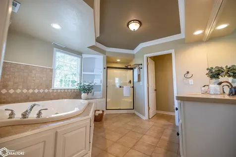 1149 W 28th Street S Newton IA 50208