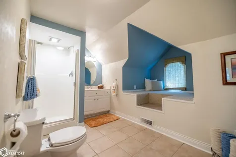1149 W 28th Street S Newton IA 50208