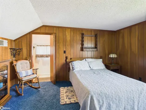 3370 Mississippi River Road Keokuk IA 52632