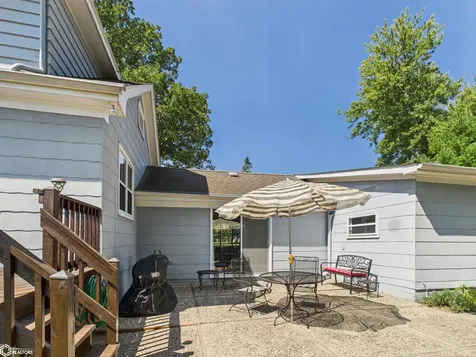 3370 Mississippi River Road Keokuk IA 52632
