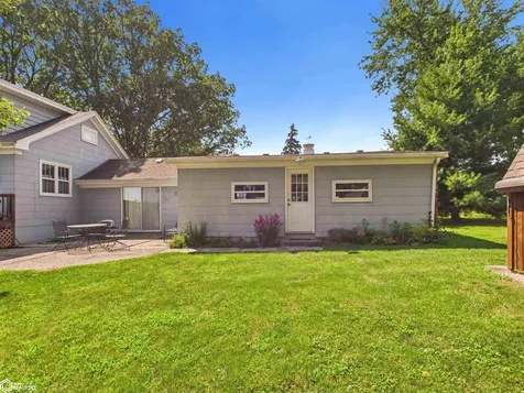 3370 Mississippi River Road Keokuk IA 52632