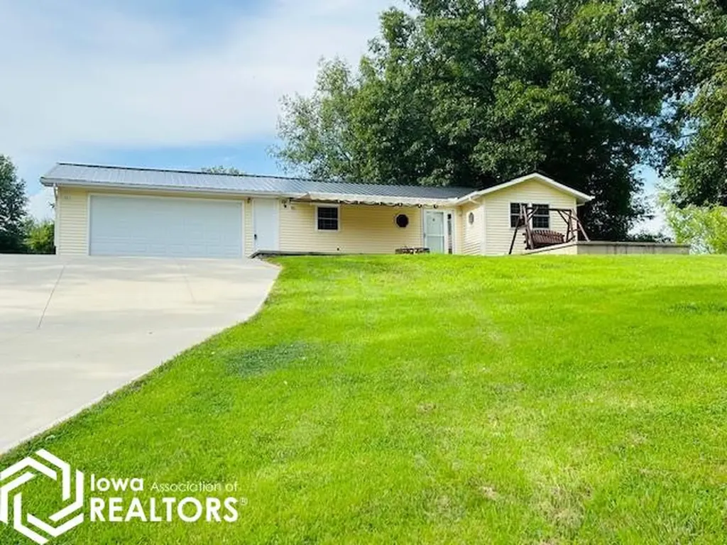 147 Hillcrest Ridge Montezuma IA 50171