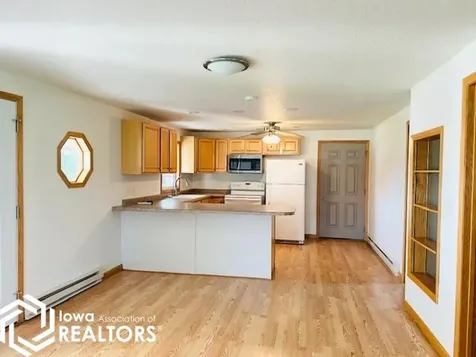 147 Hillcrest Ridge Montezuma IA 50171