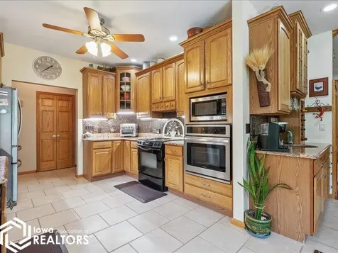 11000 Wildlife Lakes Drive West Burlington IA 52655