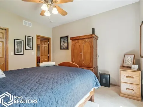 11000 Wildlife Lakes Drive West Burlington IA 52655