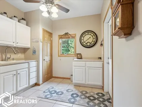 11000 Wildlife Lakes Drive West Burlington IA 52655