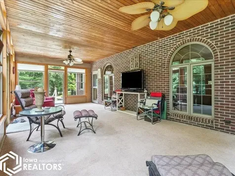 11000 Wildlife Lakes Drive West Burlington IA 52655