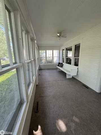 603 W Pleasant Valley Street Sigourney IA 52591
