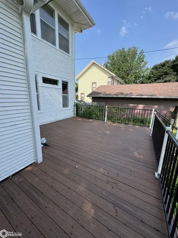 603 W Pleasant Valley Street Sigourney IA 52591