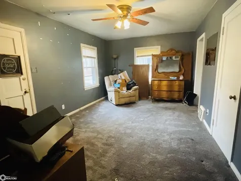 512 Barret Street Burlington IA 52601