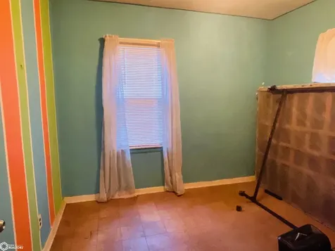 512 Barret Street Burlington IA 52601