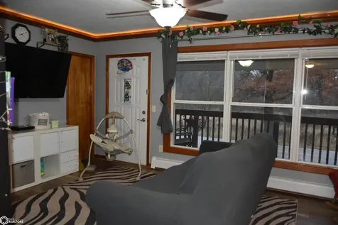 11642 Highway S33 Iowa Falls IA 50126